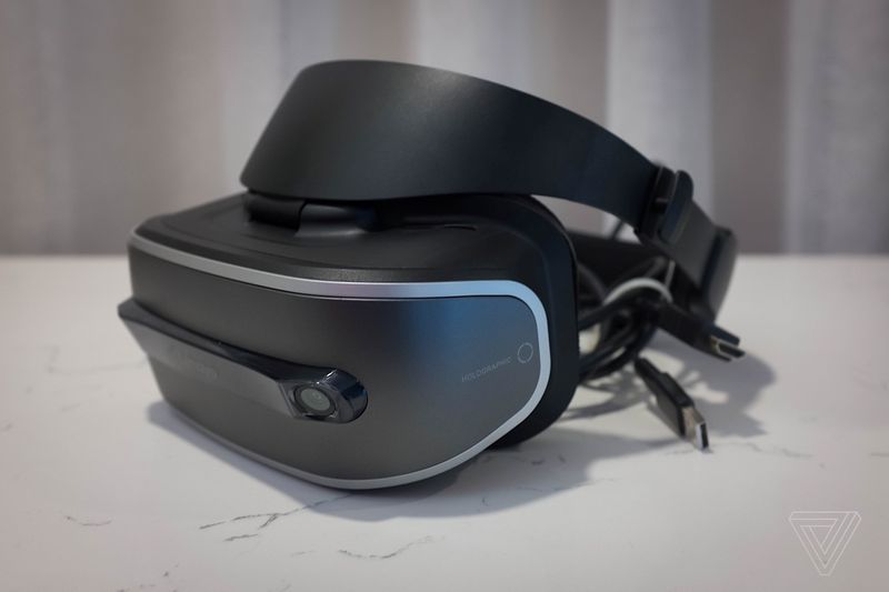 lenovo-holographic-vr-front-view
