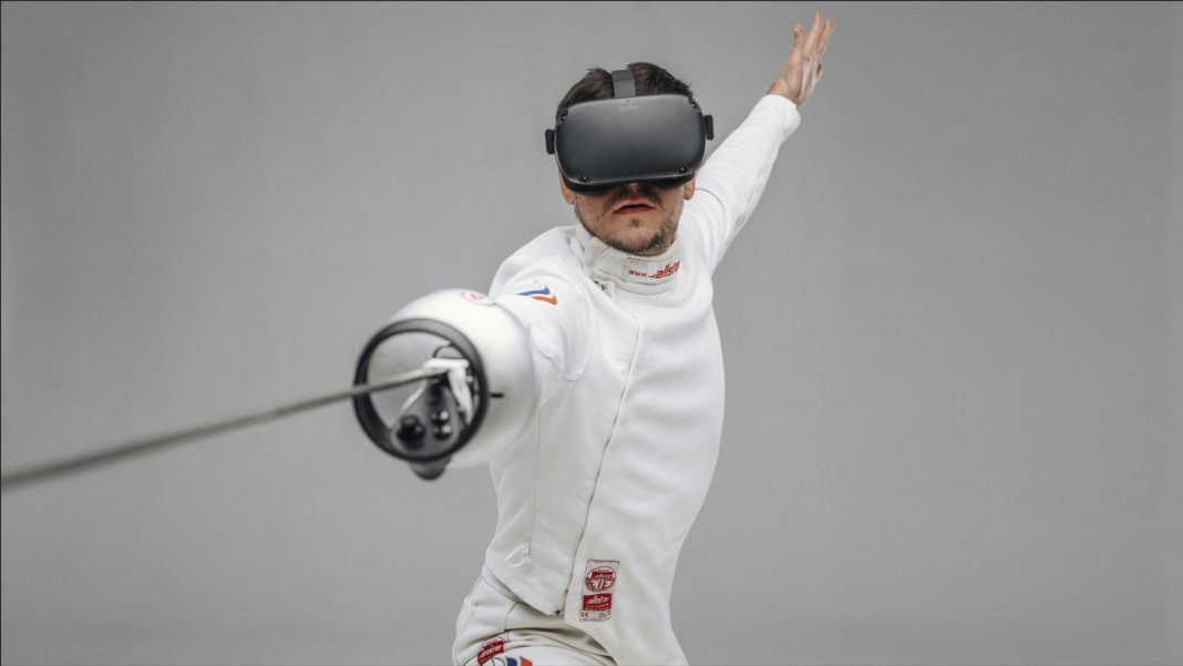 vr-fencing-trainer-head